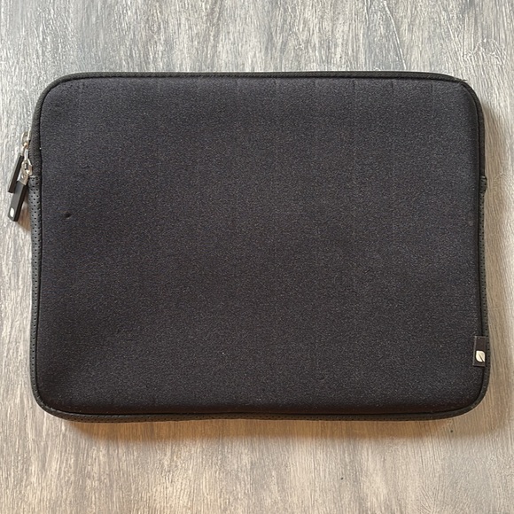 Incase Laptop Case - Picture 4 of 6